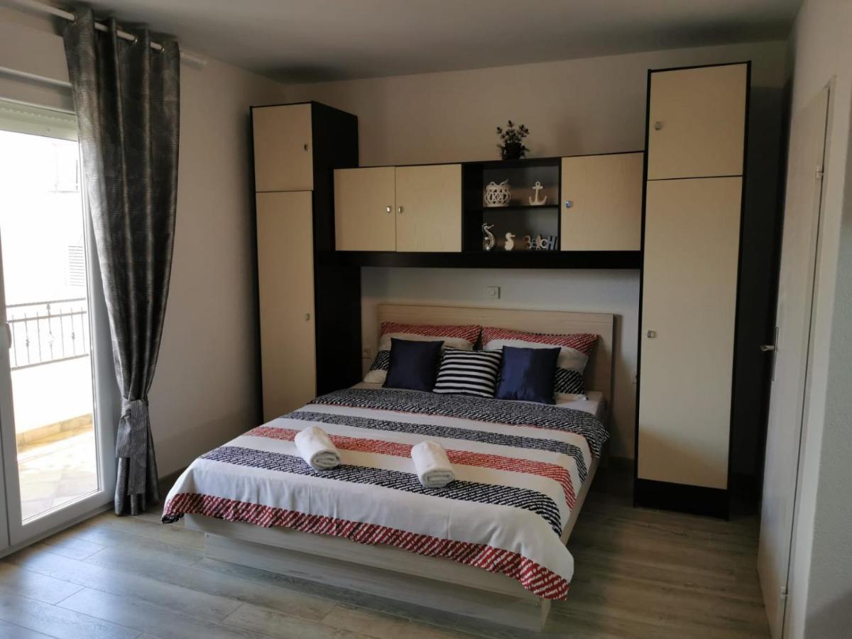 Apartments Deak Makarska Eksteriør bilde