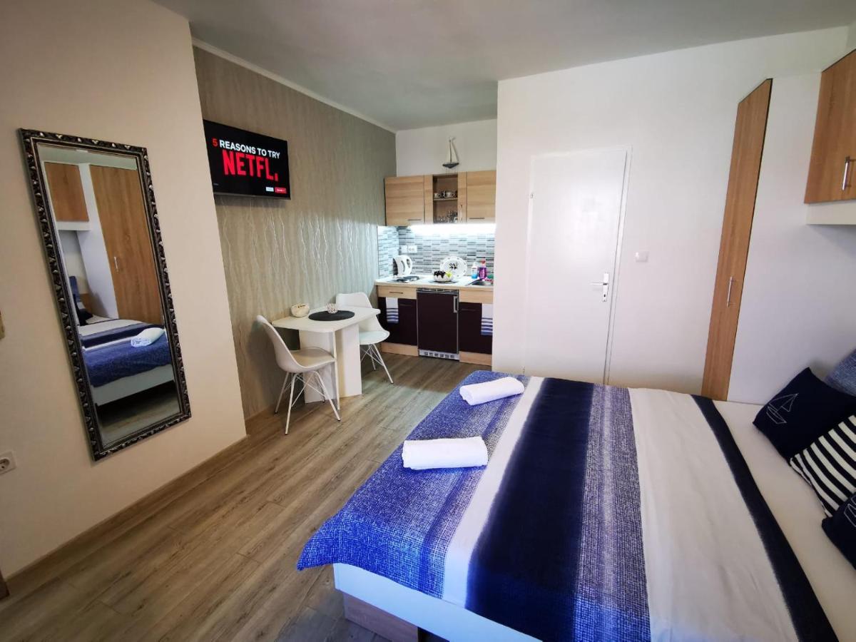 Apartments Deak Makarska Eksteriør bilde