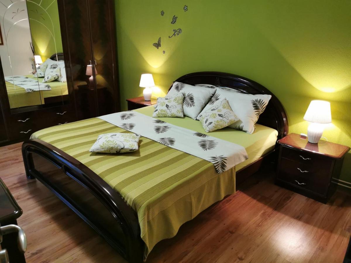 Apartments Deak Makarska Eksteriør bilde
