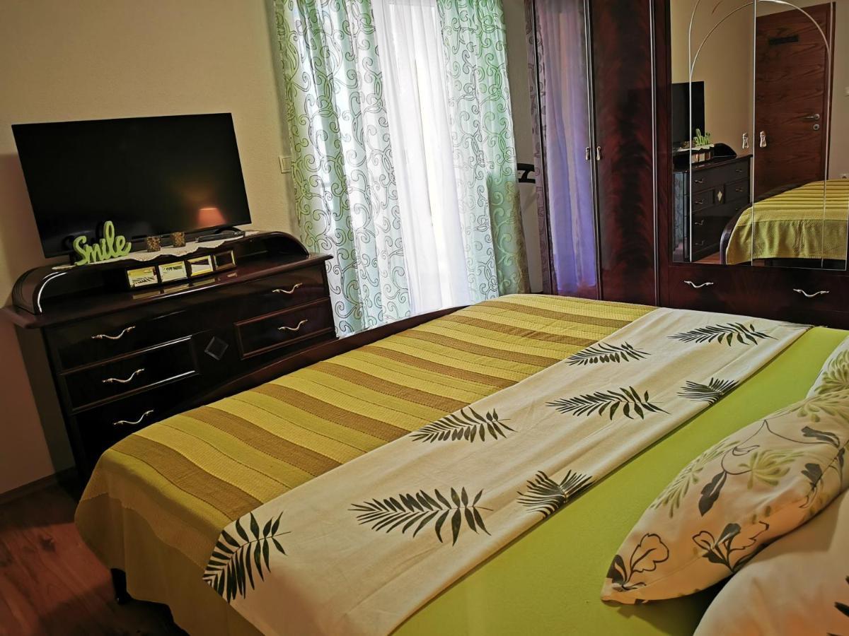 Apartments Deak Makarska Eksteriør bilde