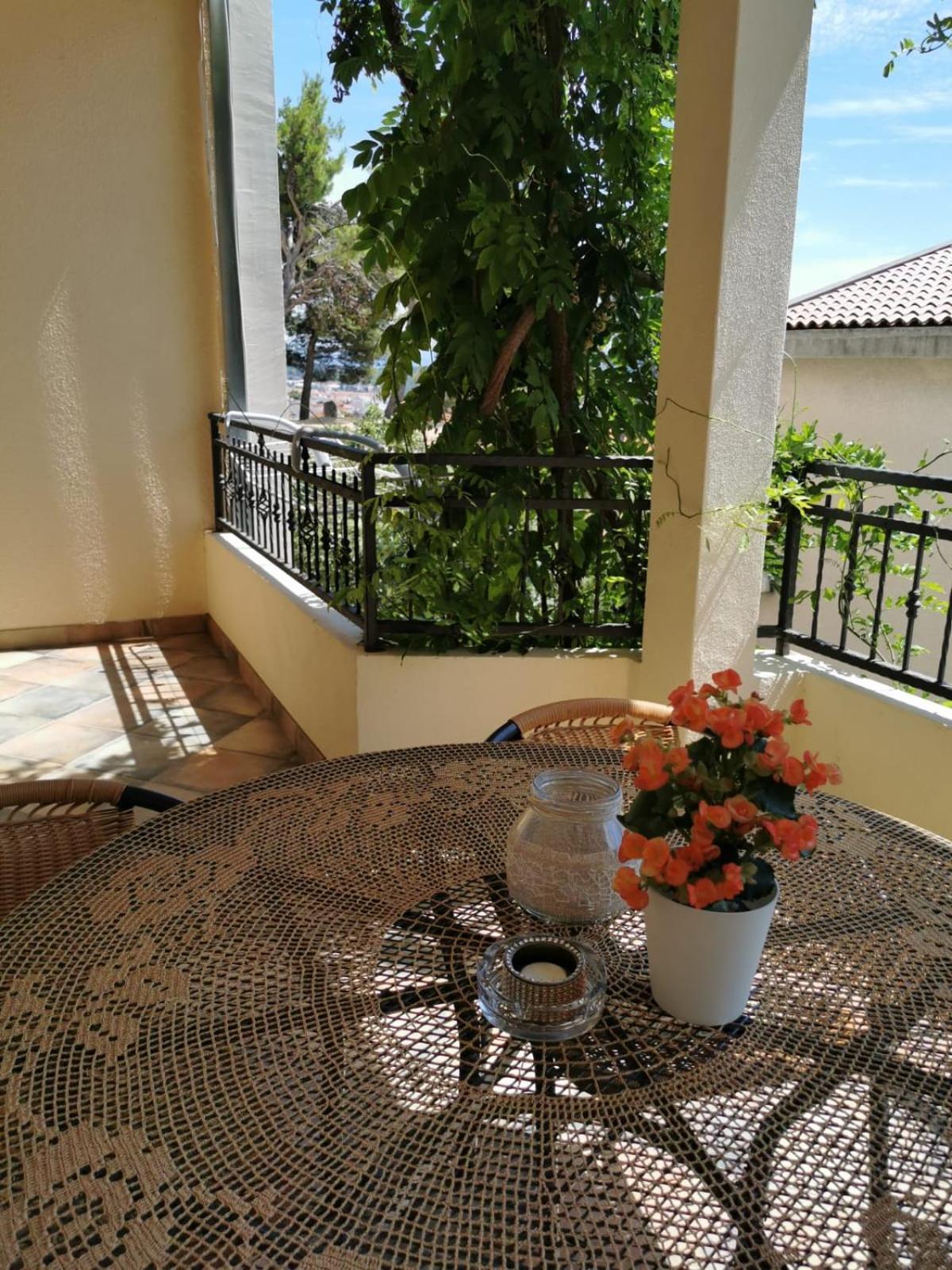 Apartments Deak Makarska Rom bilde