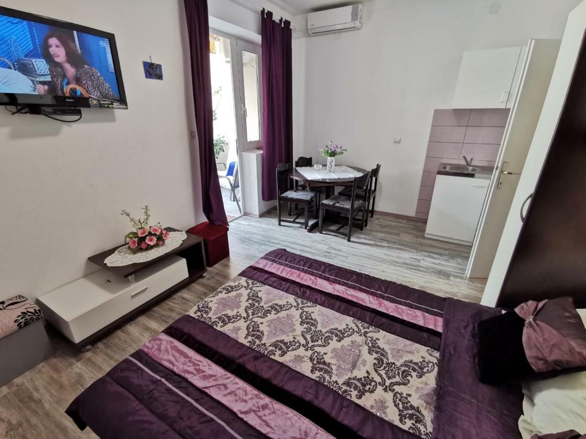 Apartments Deak Makarska Eksteriør bilde